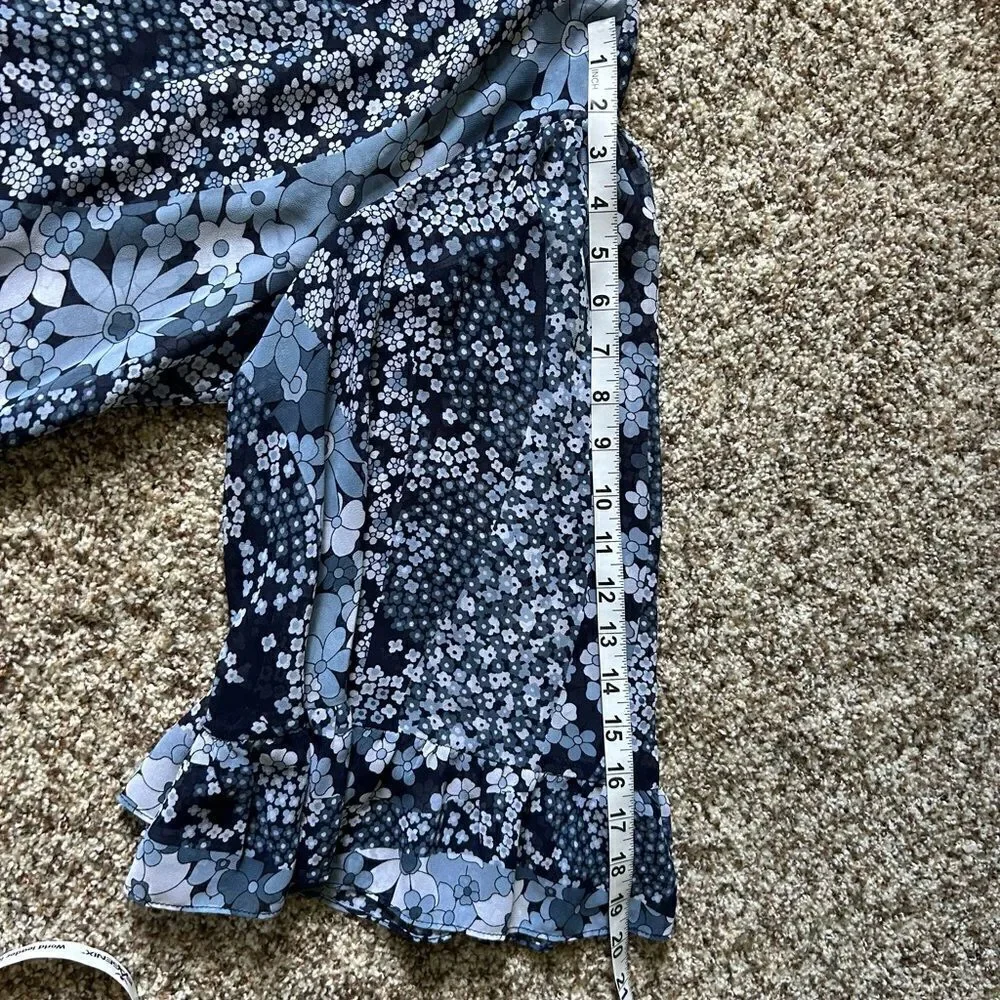 Michael Kors Women’s Blue Floral Sheer Flowy Boho Romantic Top Size Medium - Picture 11 of 12